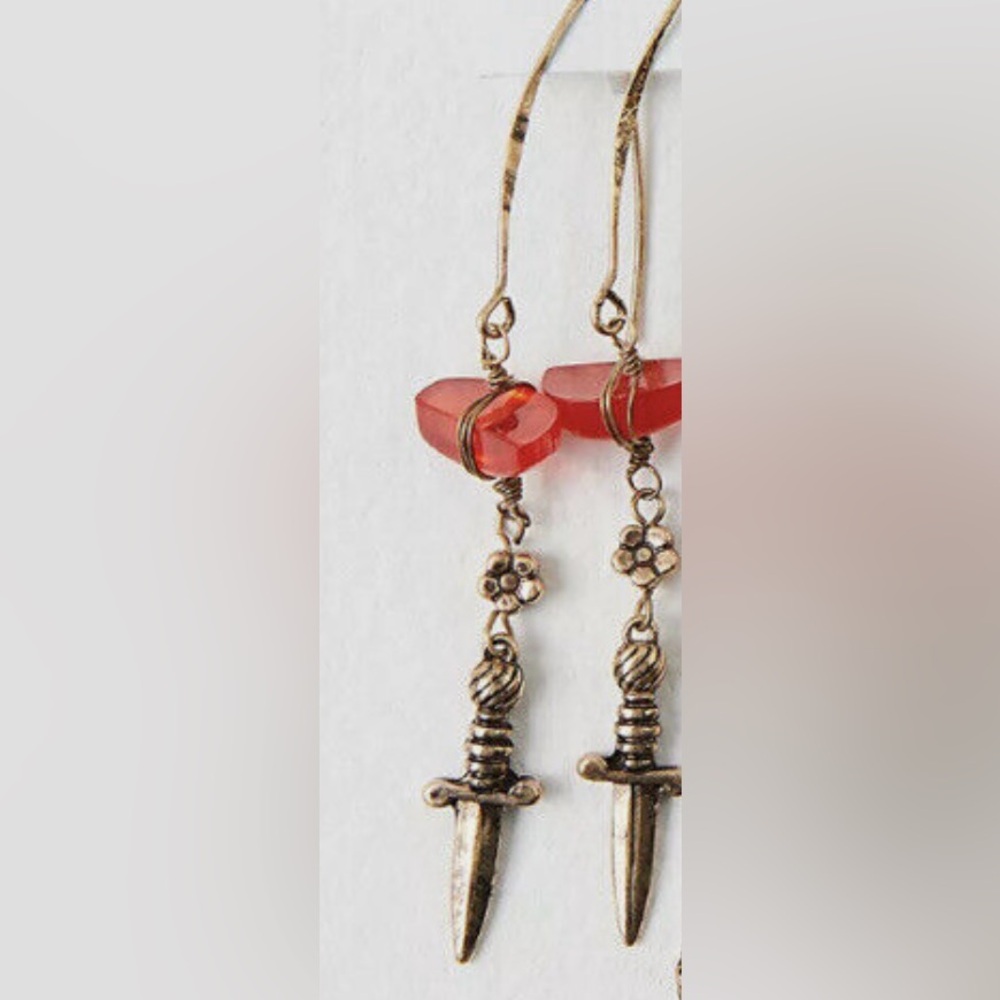 --4💎 for $15-- Gold-tone and Red Dagger Earrings - Picture 2 of 7